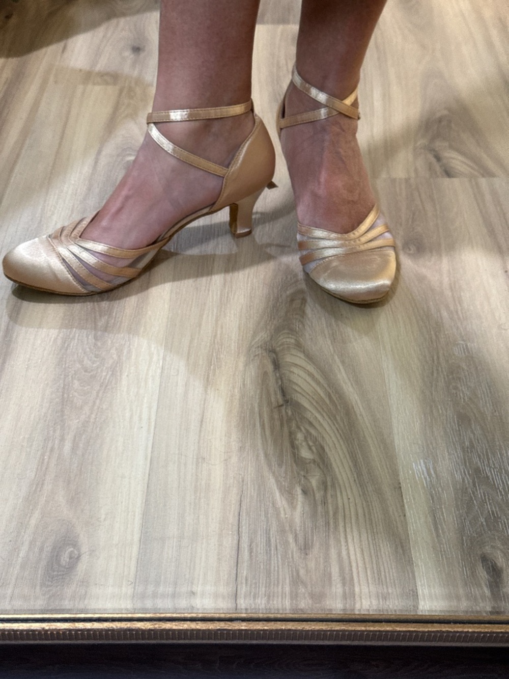 Women’s Ballroom Smooth Dance Shoes